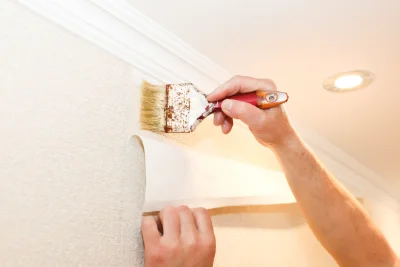 Pose de papier peint aux Hauts-d'Anjou — revêtements muraux et toiles de verre